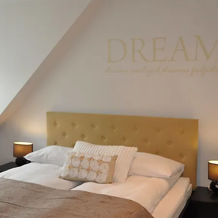 Готель Basic 2*