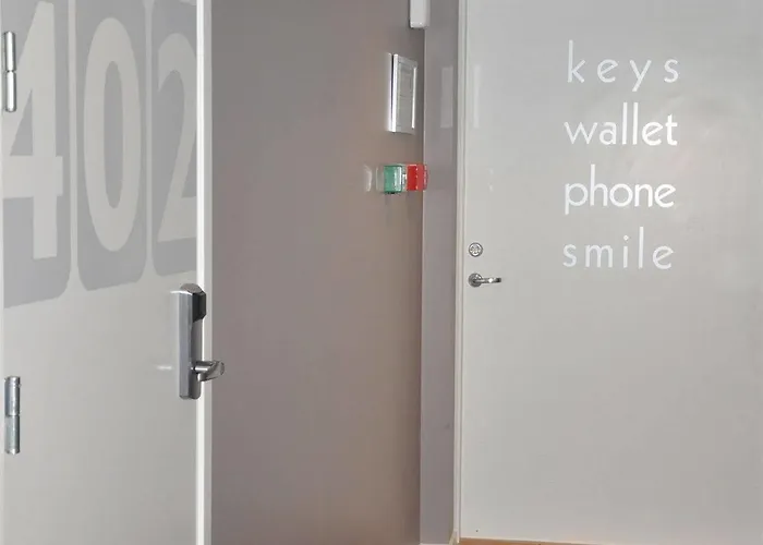 Basic فندق برغن